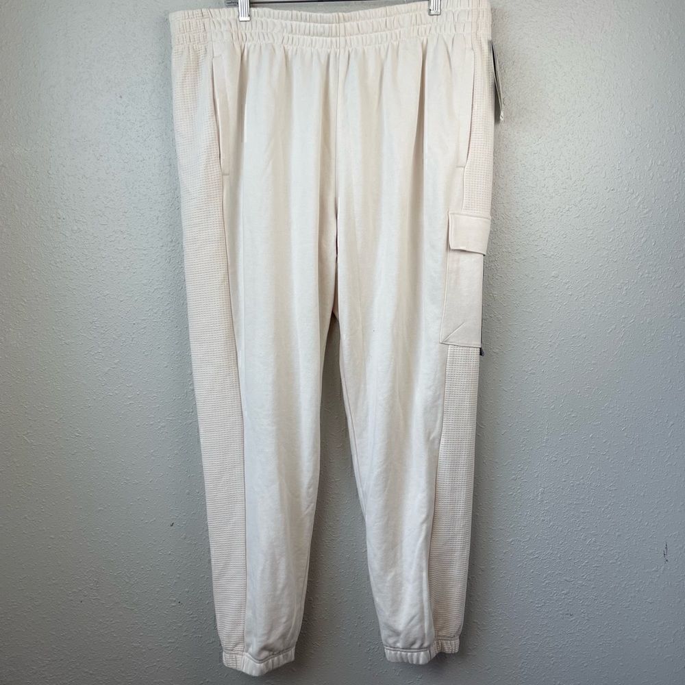 NWT Adidas Sweatpants Size 2XL